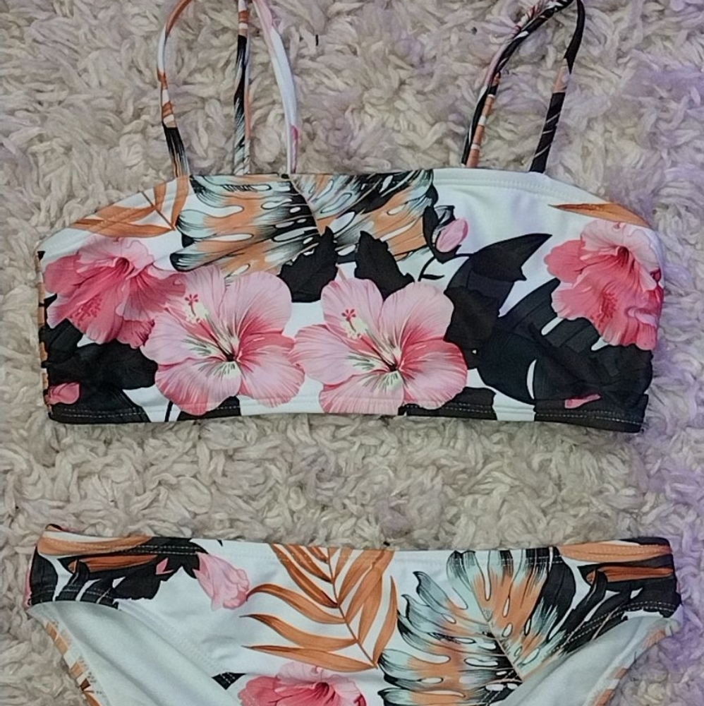 🌸 Romwe Bikini Set Small